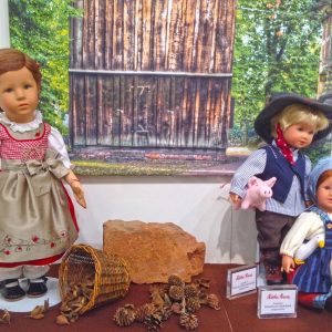 Kathe Kruse Viktoria Hans Ganseliesel Collector Dolls Nuremberg 2016